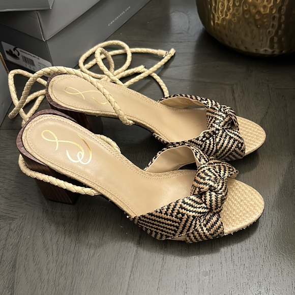 Sam Edelman Women Bodhi Tie Closure Open Toe Sandals, Black/Natural - Picture 4 of 11